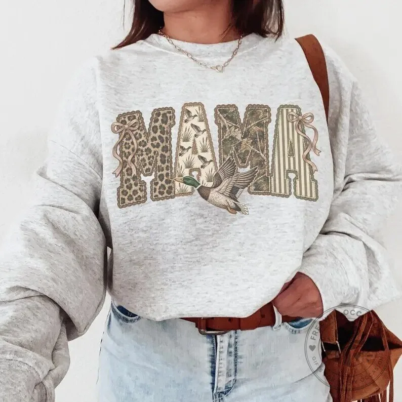 Duck Hunting Mama Vintage Camouflage Graphic Crewneck Sweatshirt for Women 2 Duck Hunting Mama Vintage Camouflage Graphic Crewneck Sweatshirt for Women
