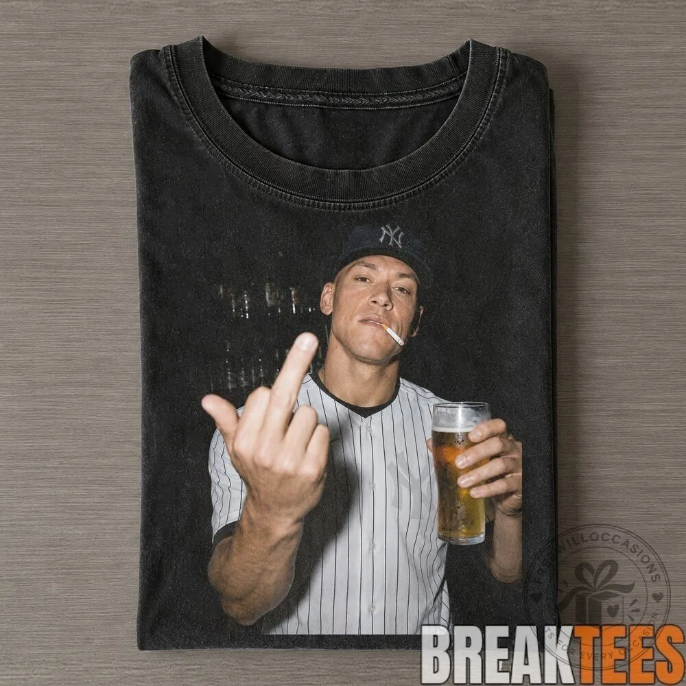Aaron Judge New York Yankees Middle Finger and Beer Funny Baseball T-Shirt